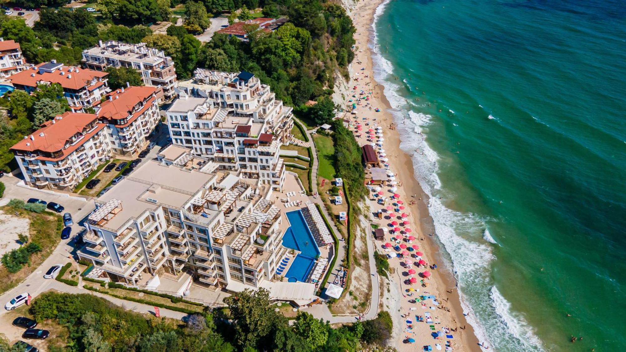 White Cliffs, Byala Apartment