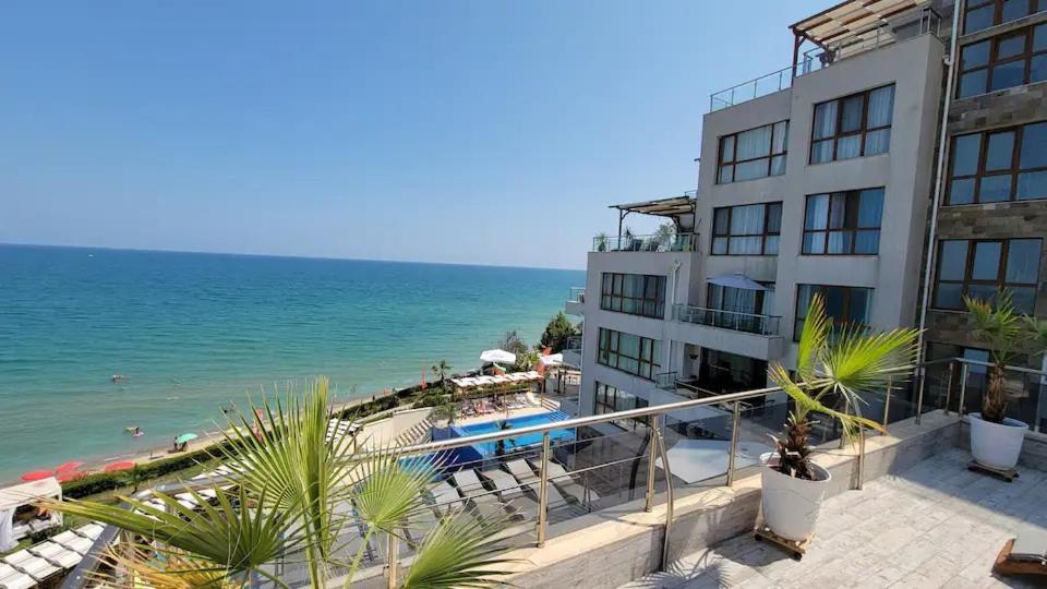 Apartment White Cliffs, Byala *